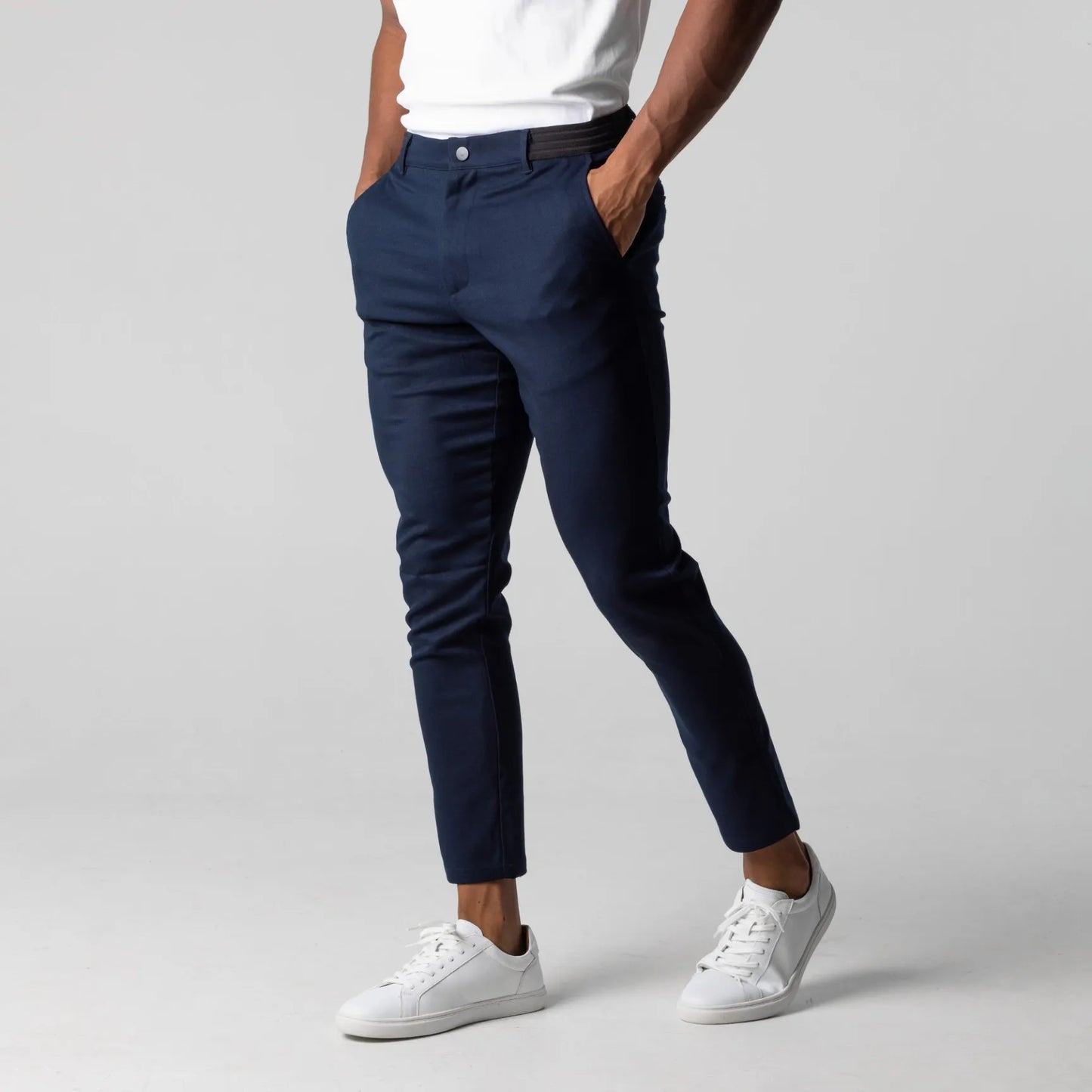 Pantalón Chino Urban™ — gris urbano, elegante y cómodo