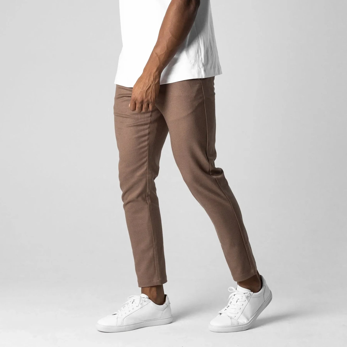 Pantalón Chino Urban™ — gris urbano, elegante y cómodo