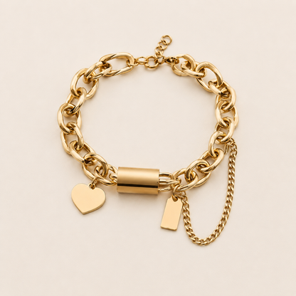 Pulsera gruesa con corazón y candado
