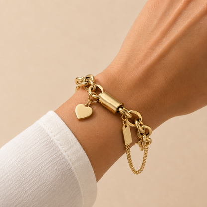 Pulsera gruesa con corazón y candado