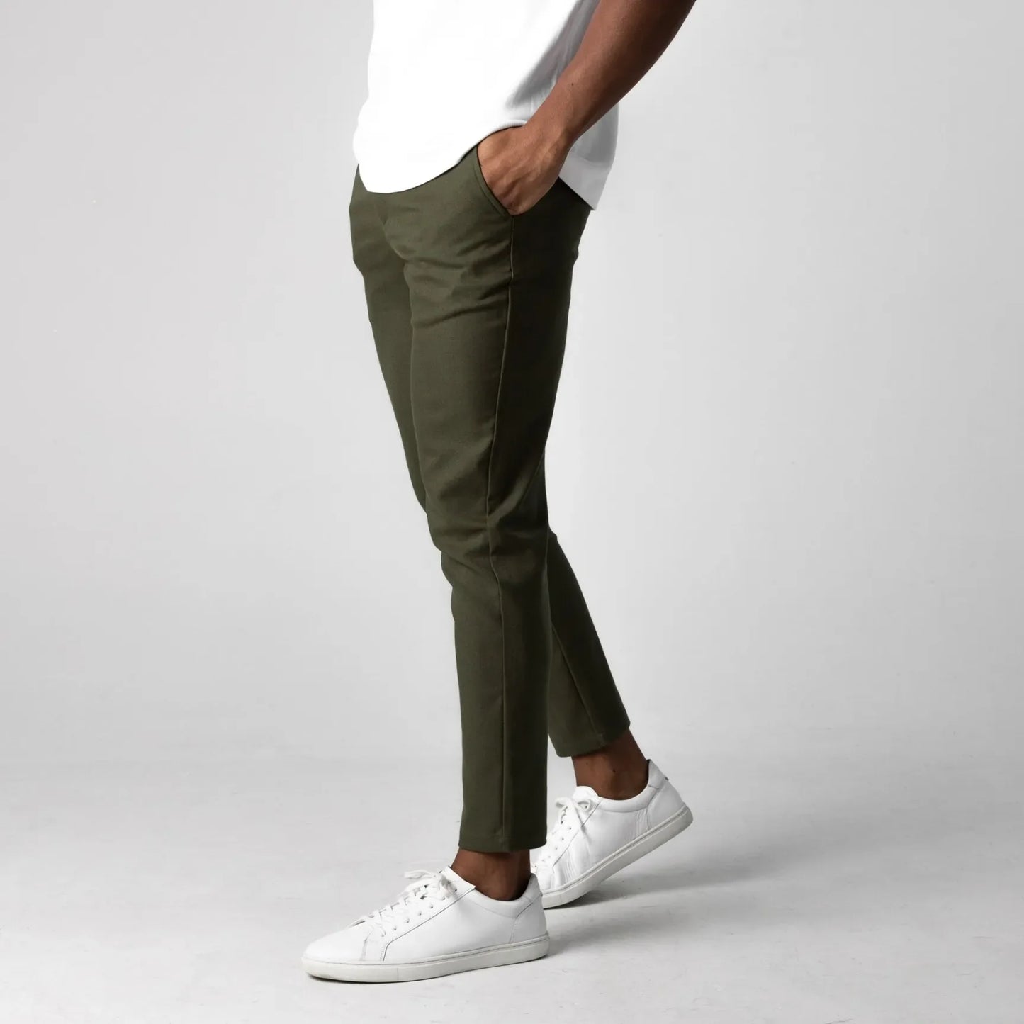Pantalón Chino Urban™ — gris urbano, elegante y cómodo