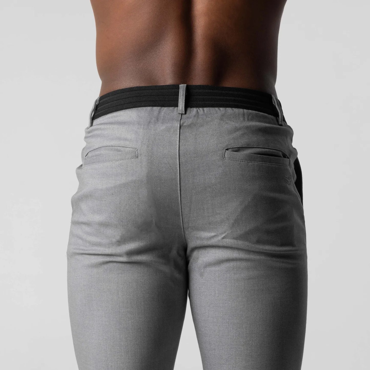 Pantalón Chino Urban™ — gris urbano, elegante y cómodo